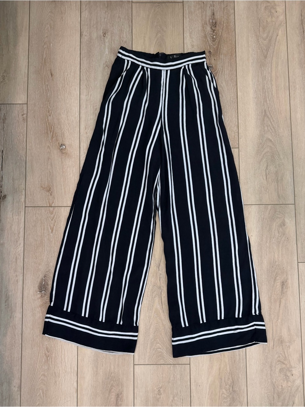 Lulus Navy & White Striped Wide Leg Pants High Waist Size Small